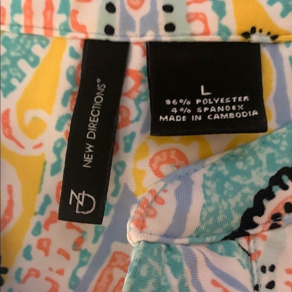 New Direcctions Colorful Paisley Women's Top - Picture 3 of 15